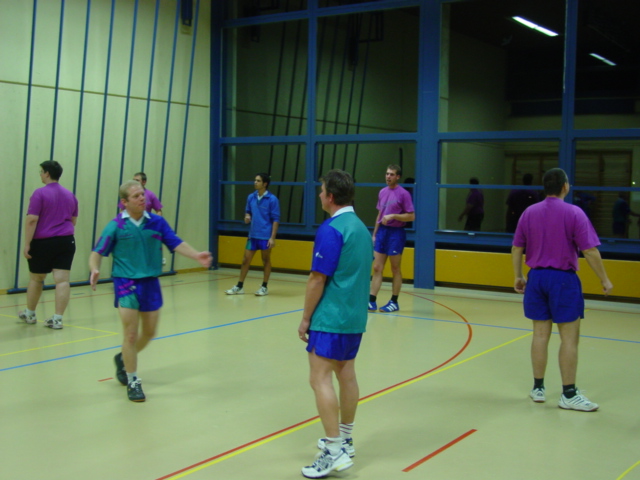 Hallenkb04 12