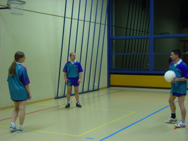 Hallenkb04 24
