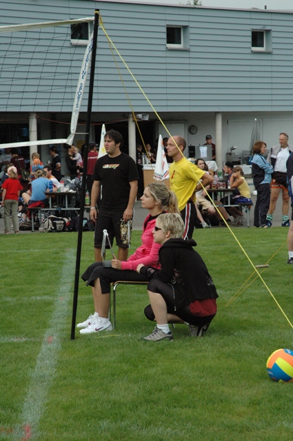 Volleyball08 10