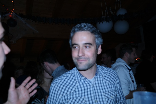 SAM 0900